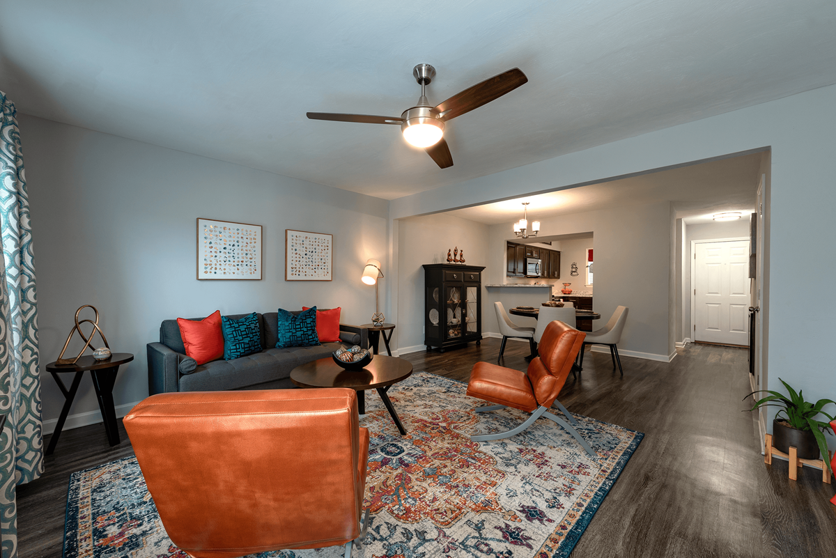 Galleria Pointe Apartments And Townhomes
